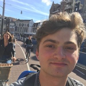 Meet your Posher, Liam